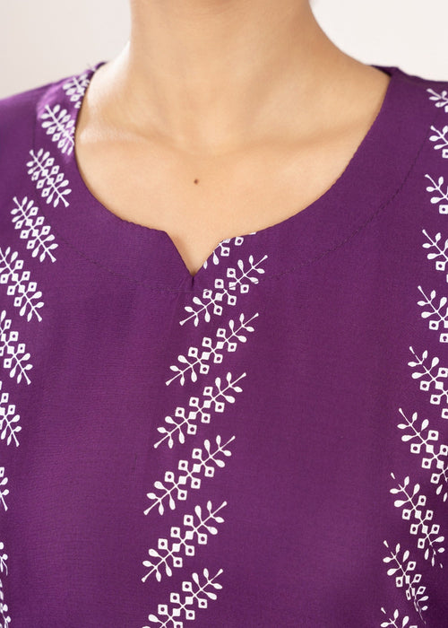 Contrast Lining Print Stitched 2Pcs