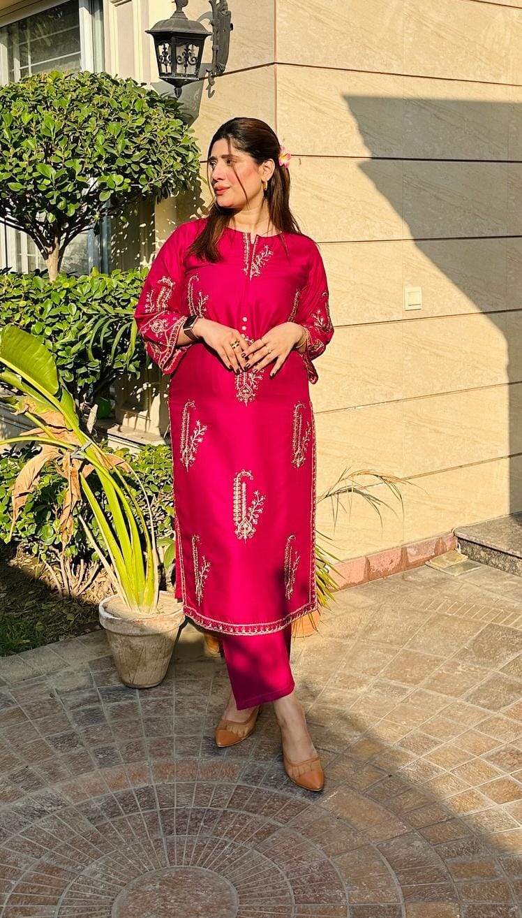 Rossetie Sugar Print Stitched 2Pcs