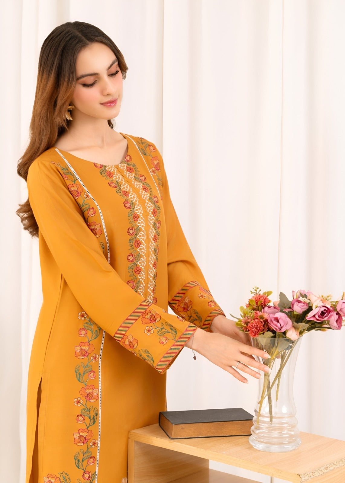 Mustard Hill Stitched 2Pcs