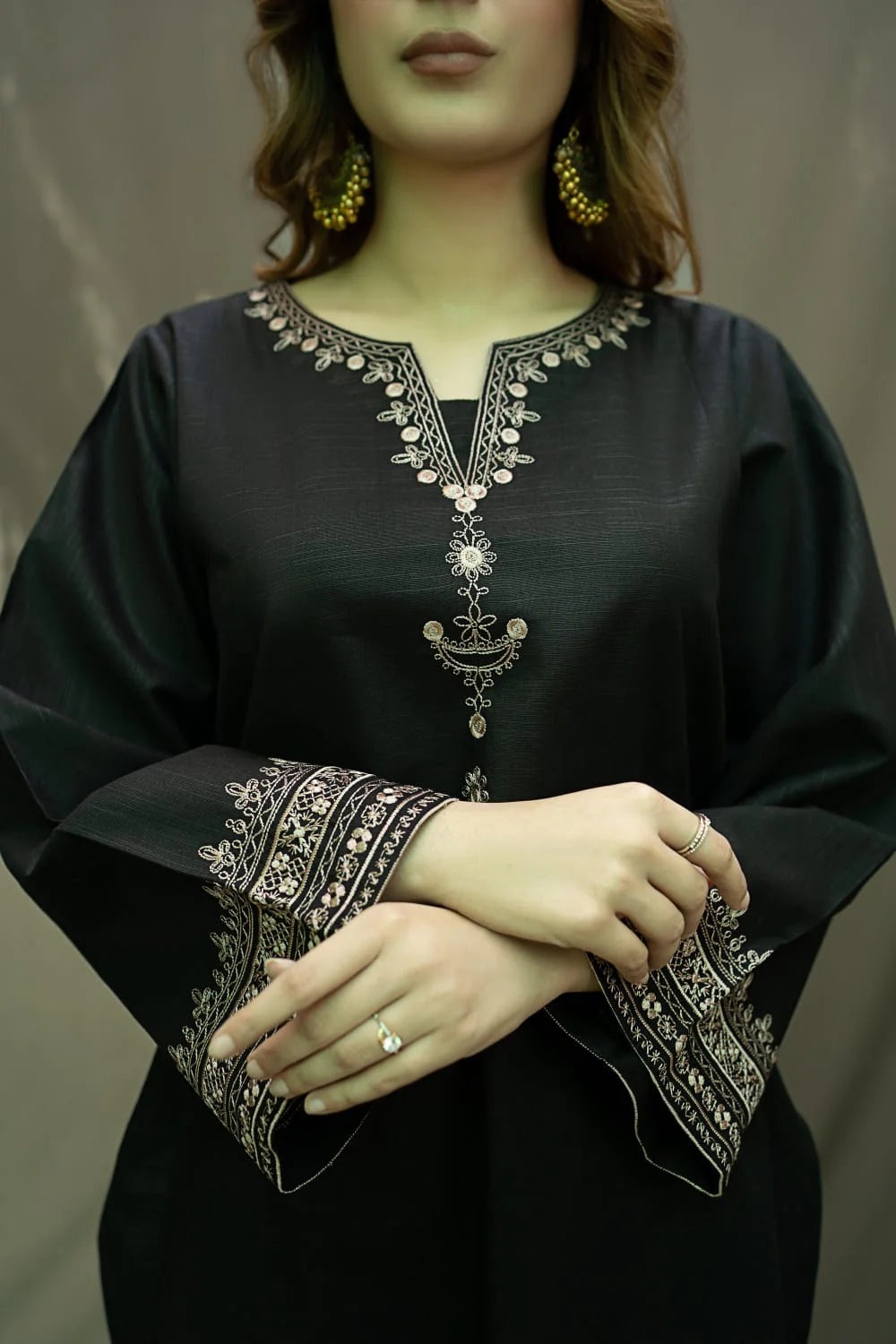 Noir Black Mirage Stitched 2Pcs