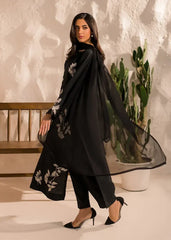 Black Petals Stitched 3Pcs