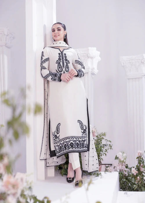 Ayra White Stitched 3Pcs